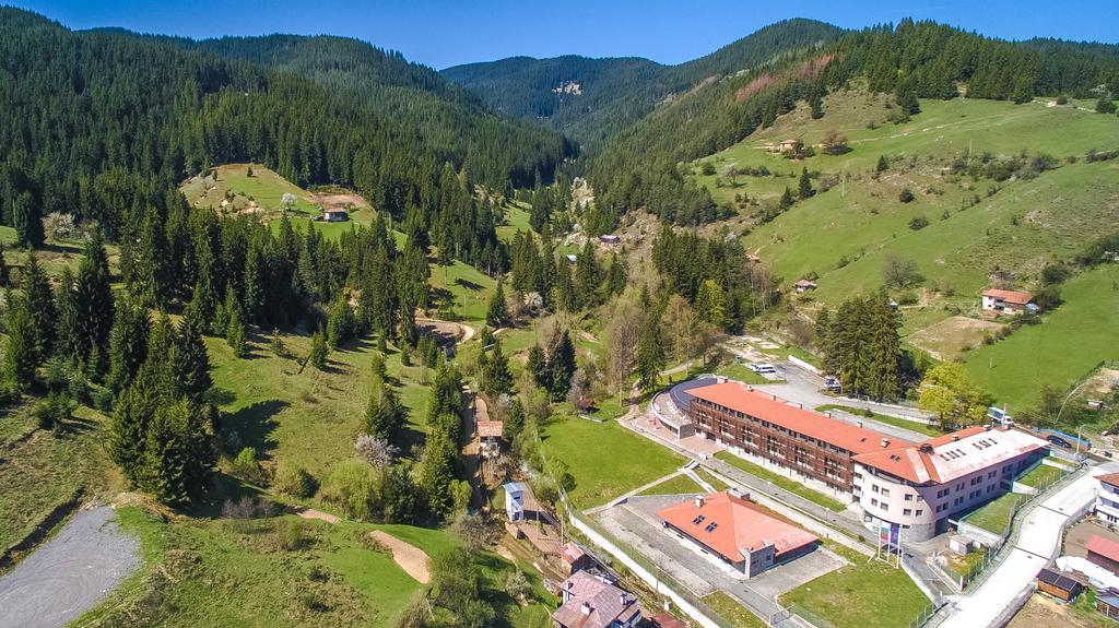 Borika Hotel TsTschepelare Exterior foto